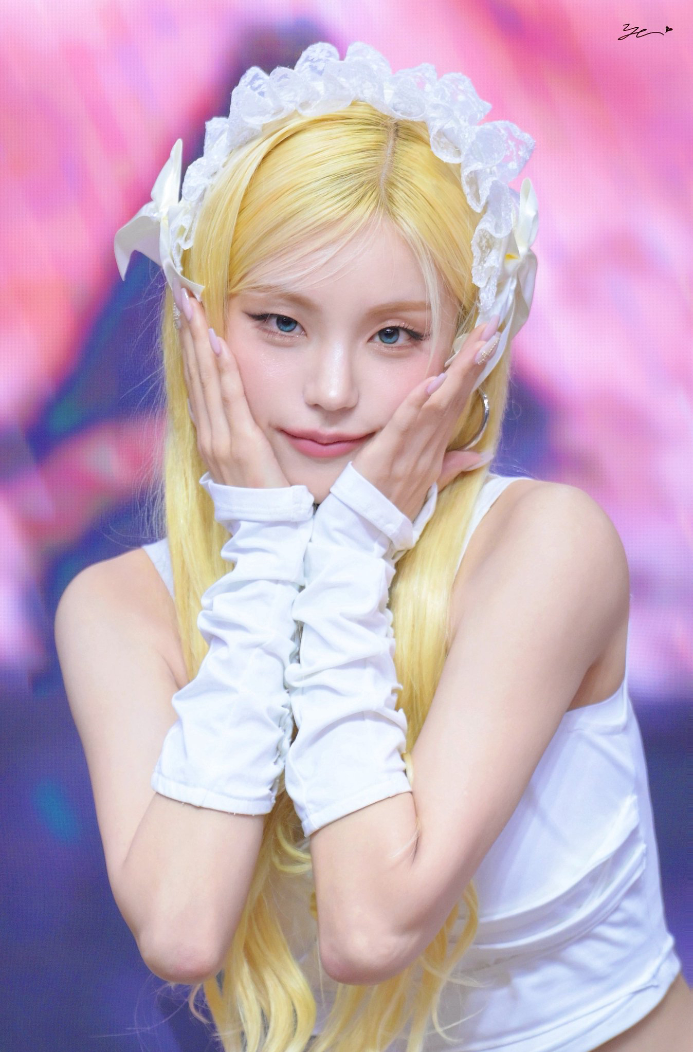 A moment captured by Yeji (ITZY)'s fan