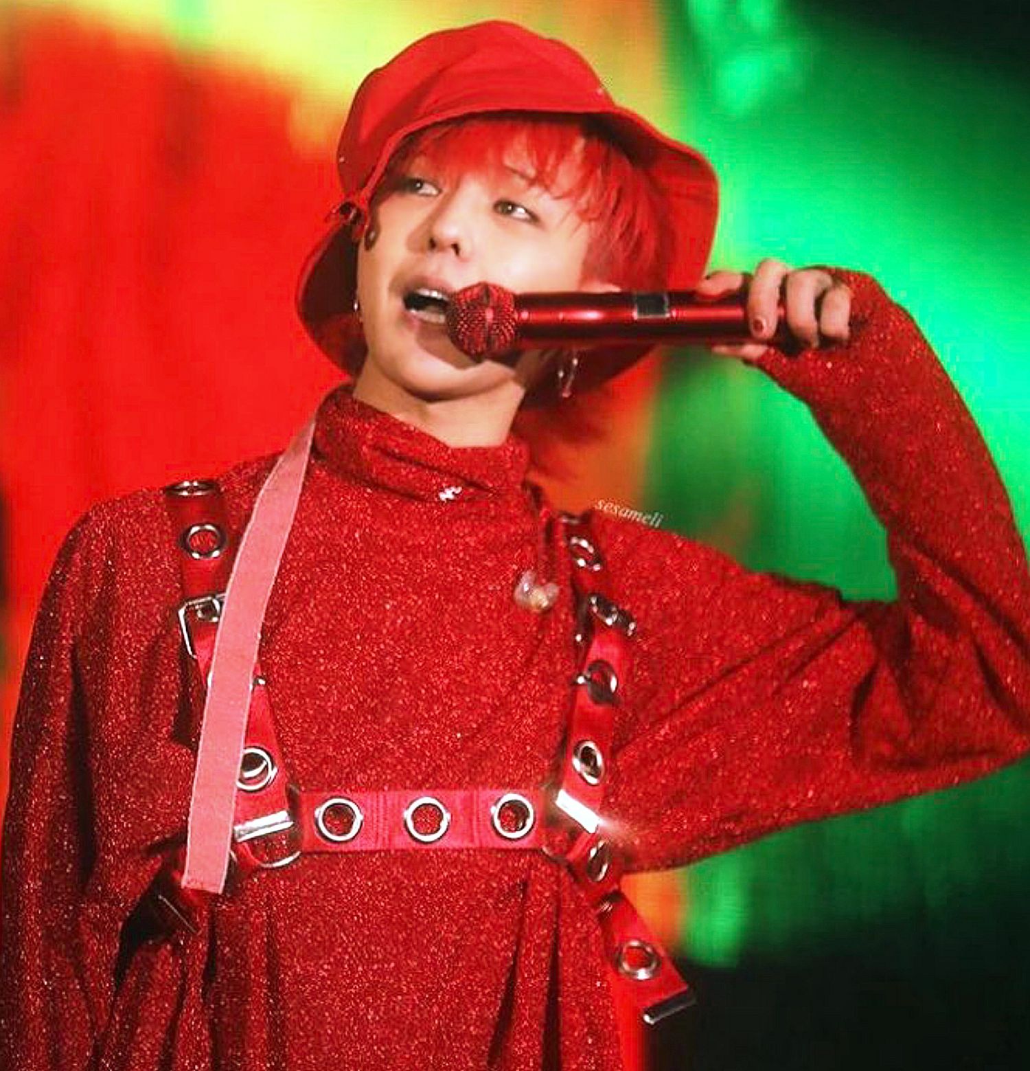 Behind-the-scenes cut of G-DRAGON (BIGBANG)