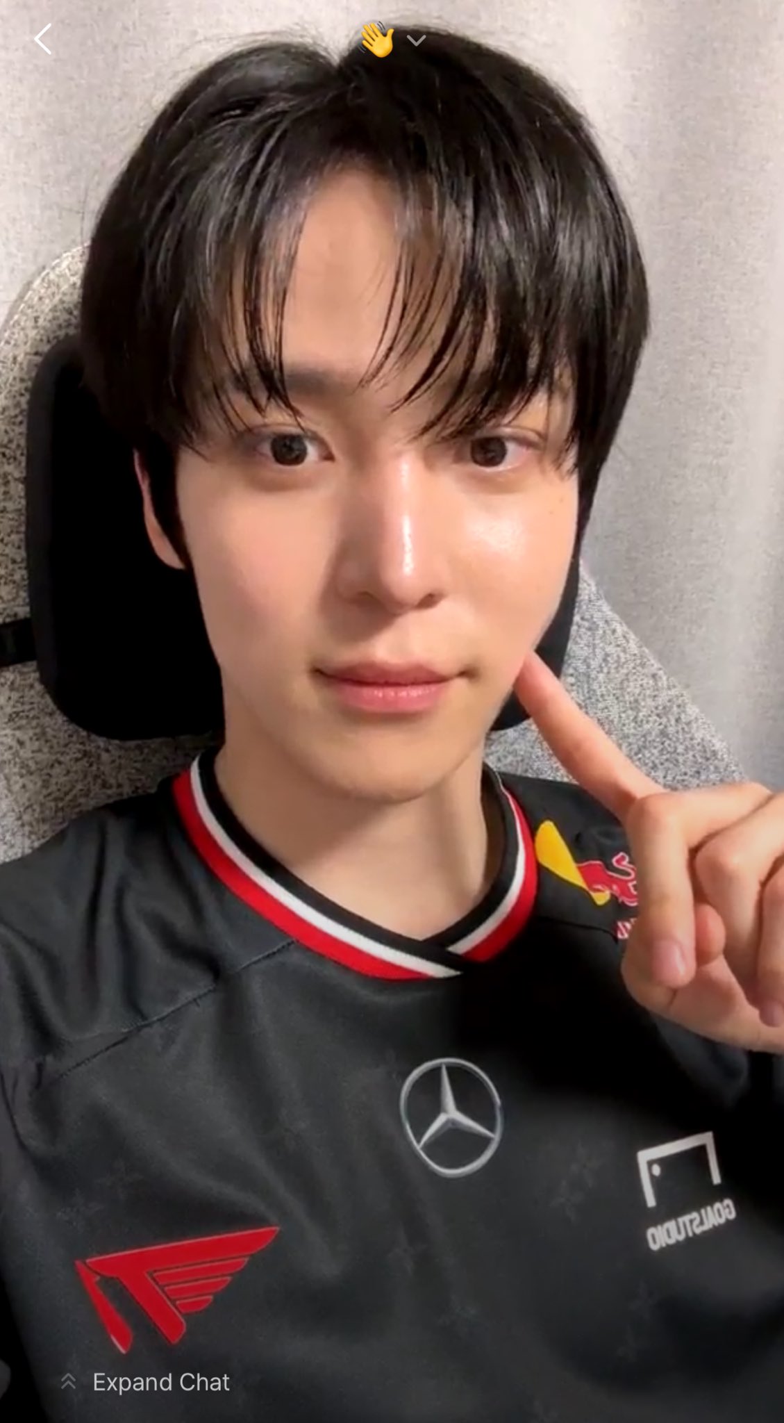 Behind-the-scenes cut of Yunho (ATEEZ)