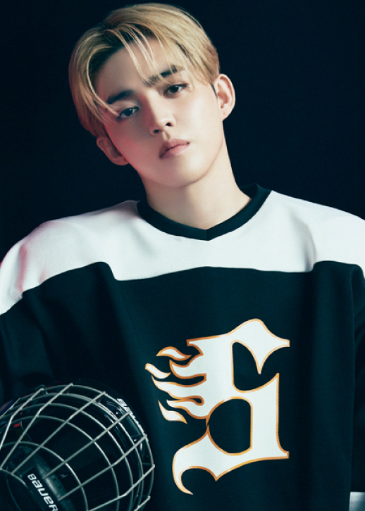Foto terbaru S.Coups (SEVENTEEN)