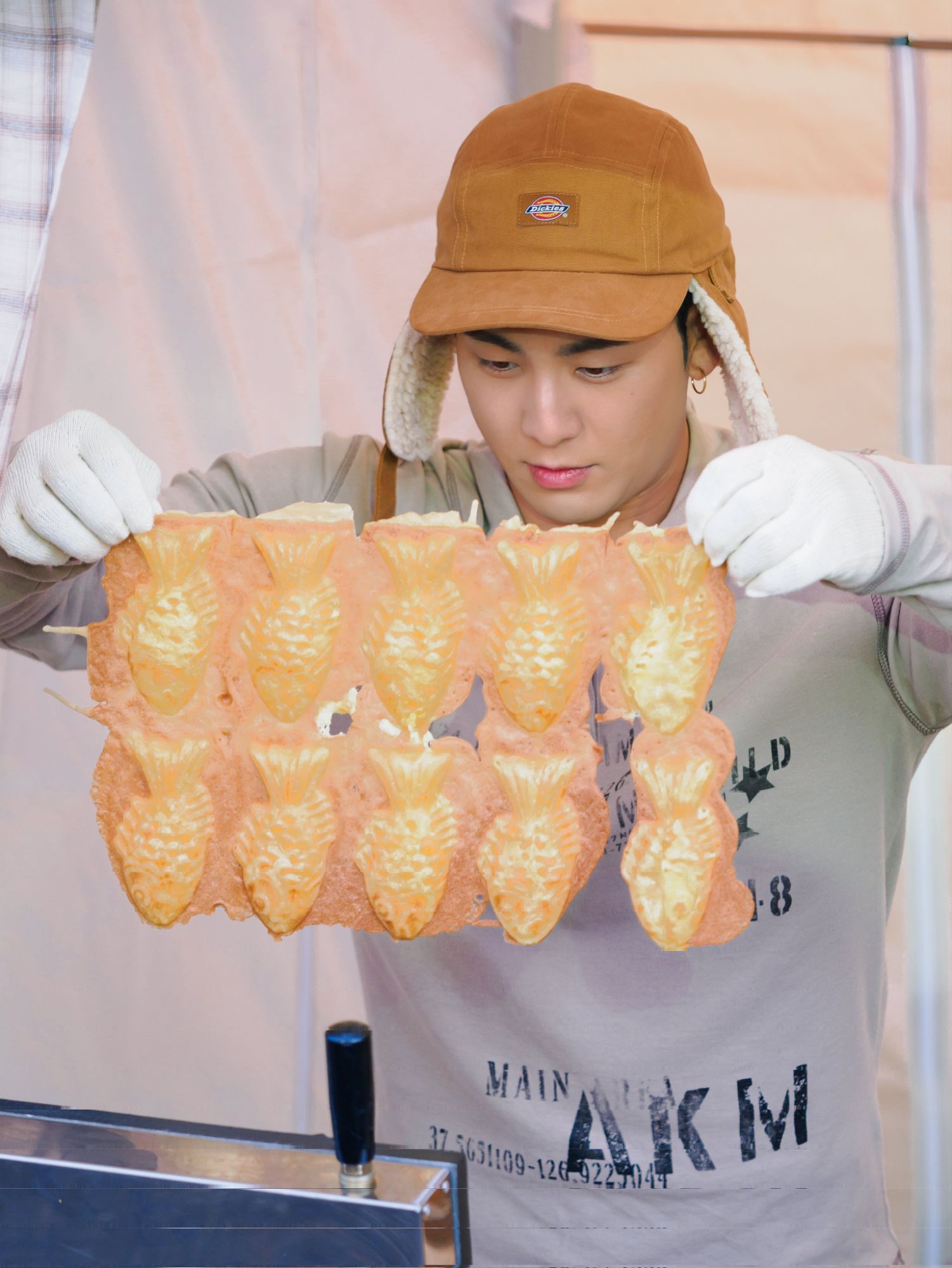 백호의 비하인드 컷