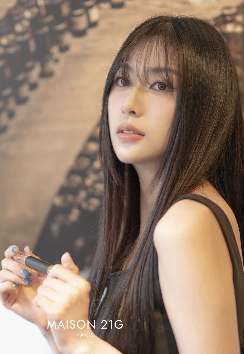 Recent activity shot of Oh Hayoung (Apink)