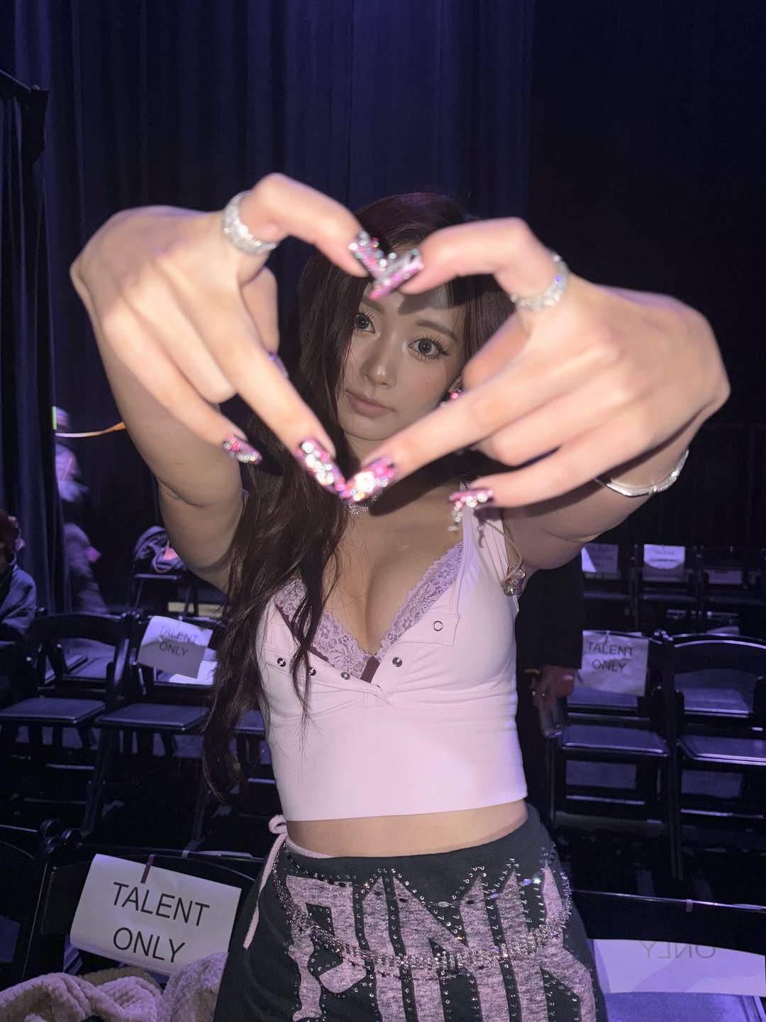 ツウィ (TWICE)の最新写真