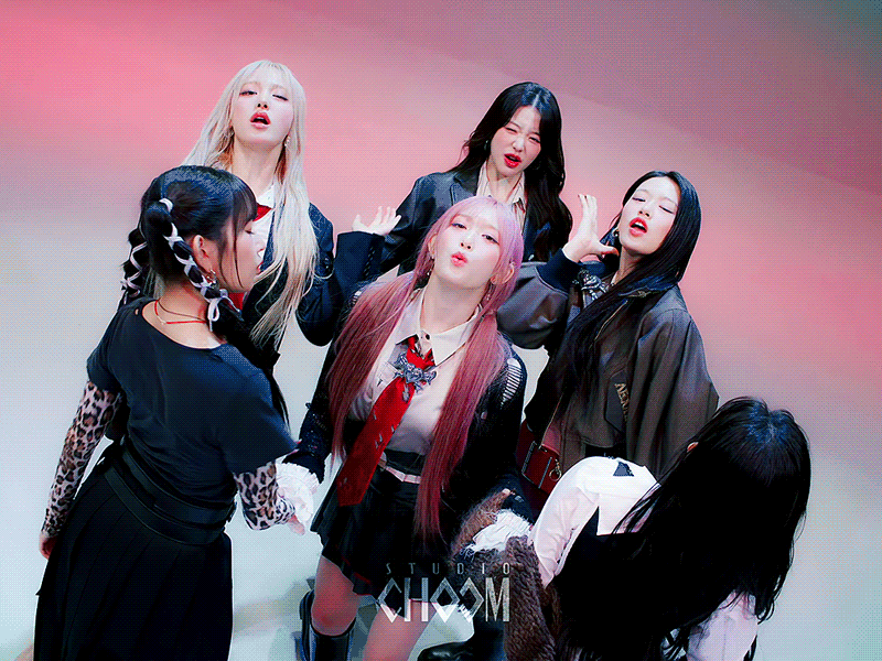 A moment captured by IVE's fan