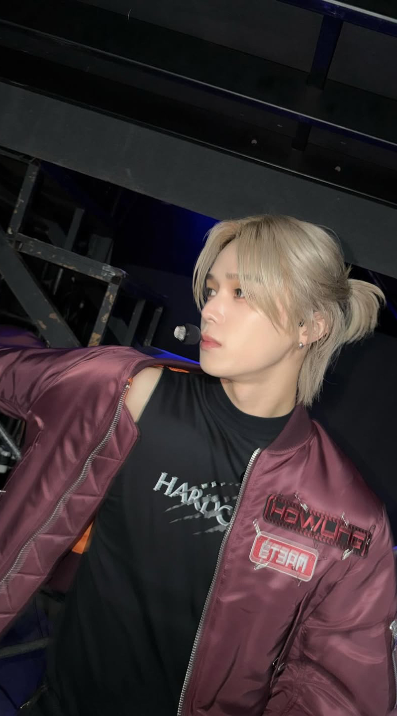 K (&TEAM)粉丝拍下的瞬间