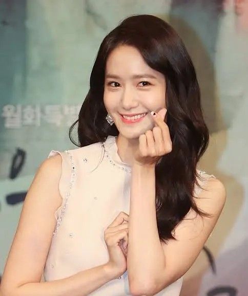 A moment captured by Yoona (Girls' Generation)'s fan