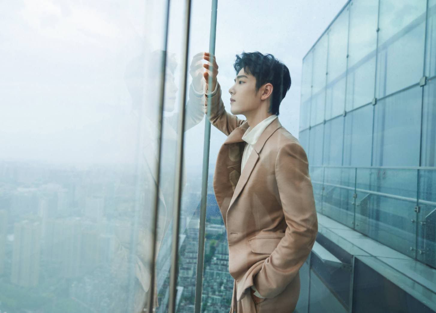 A moment captured by Xiao Zhan's fan