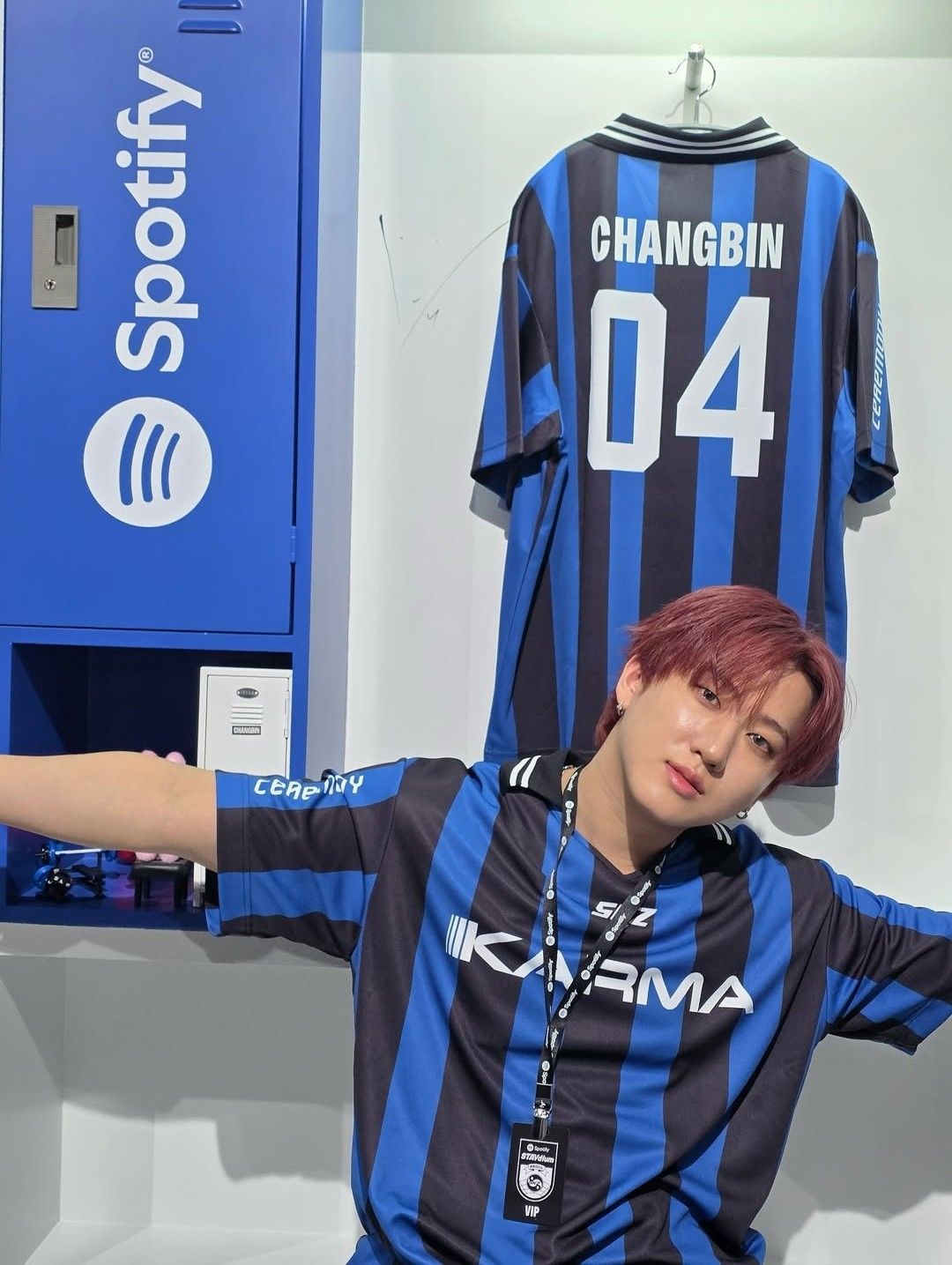 Behind-the-scenes cut of Changbin (Stray Kids)