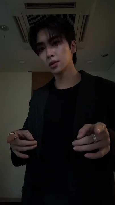 Behind-the-scenes cut of UP10TION