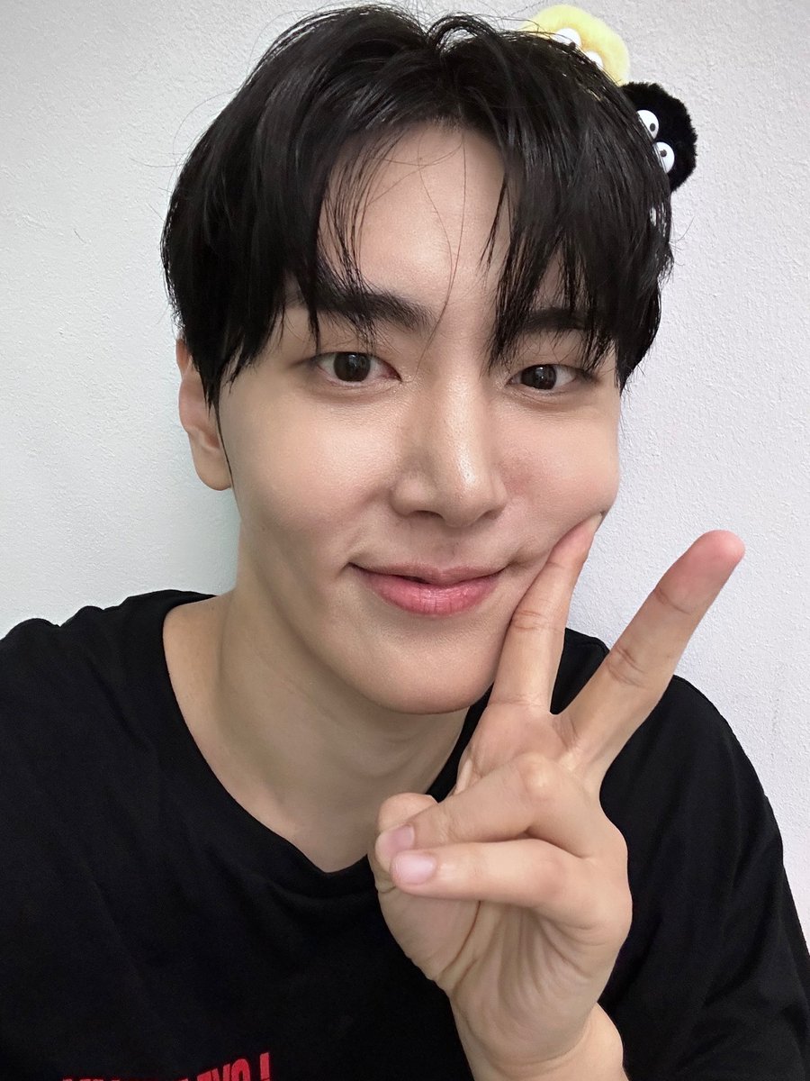 Recent activity shot of SF9