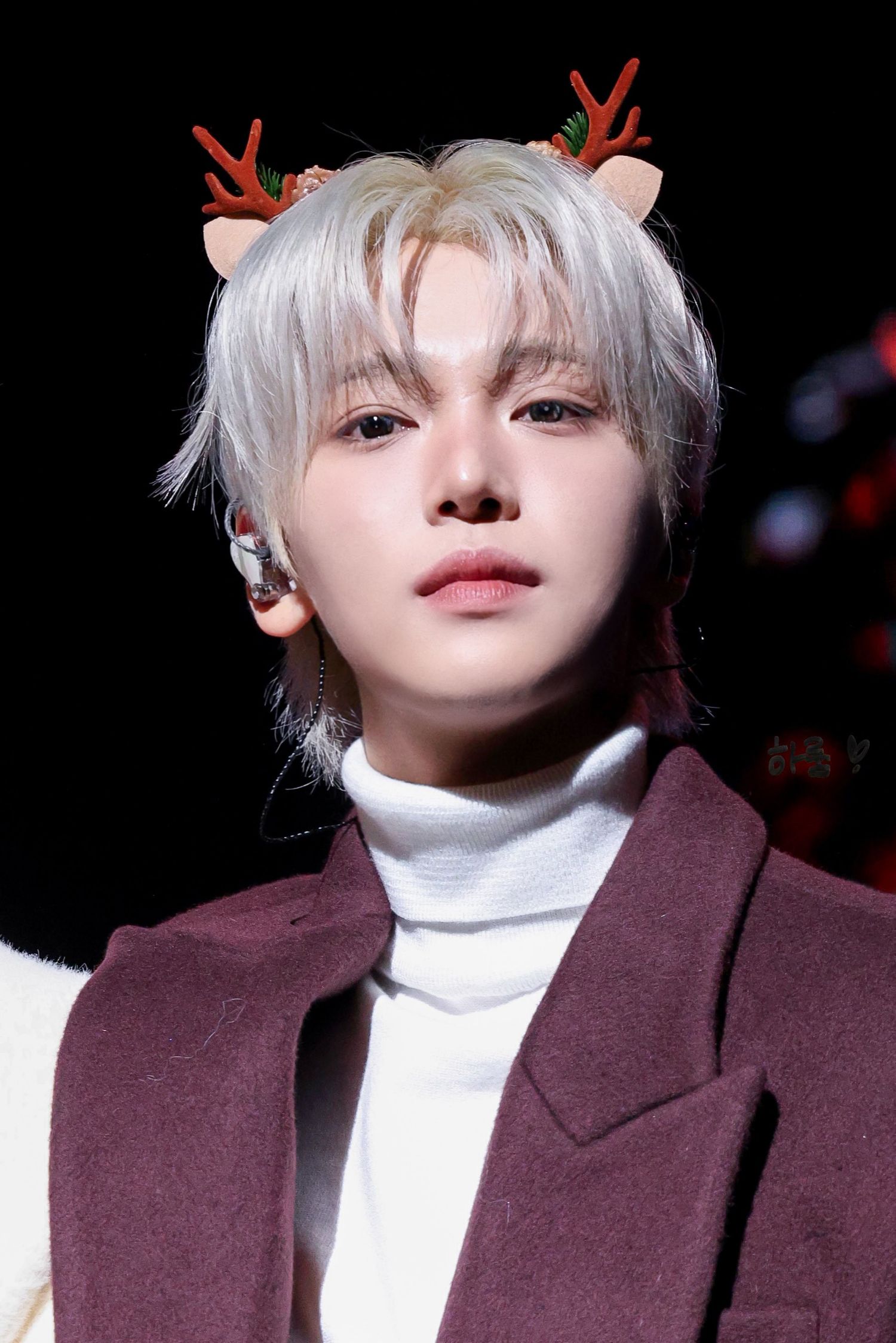 A moment captured by Jang Haneum's fan