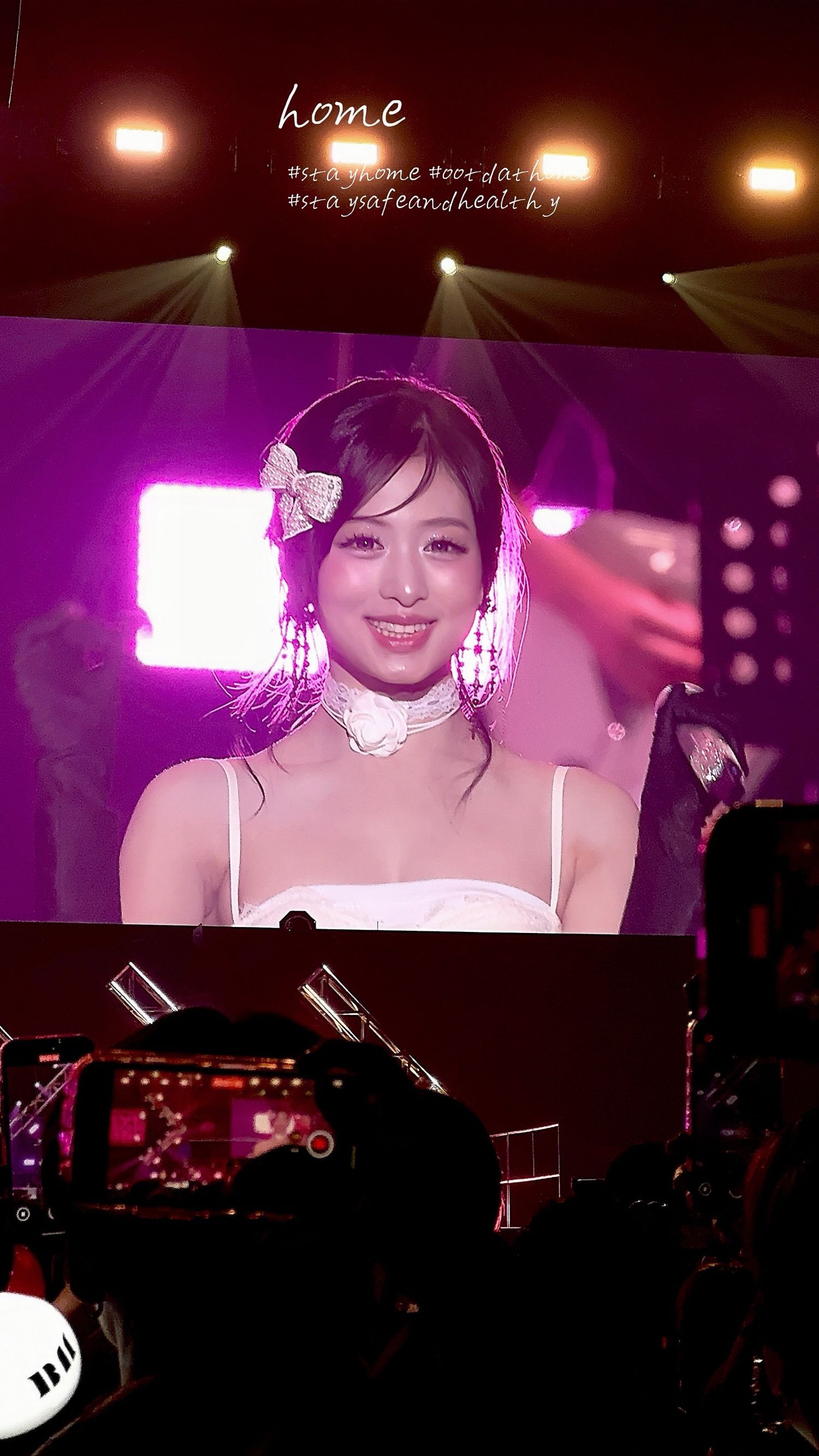 Fandom-recommended wallpaper image of Ahyeon (BABYMONSTER)