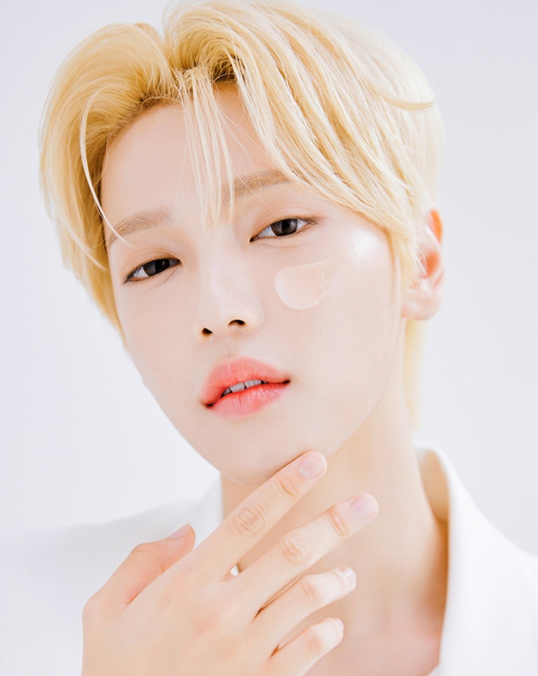 Behind-the-scenes cut of Jang Haneum