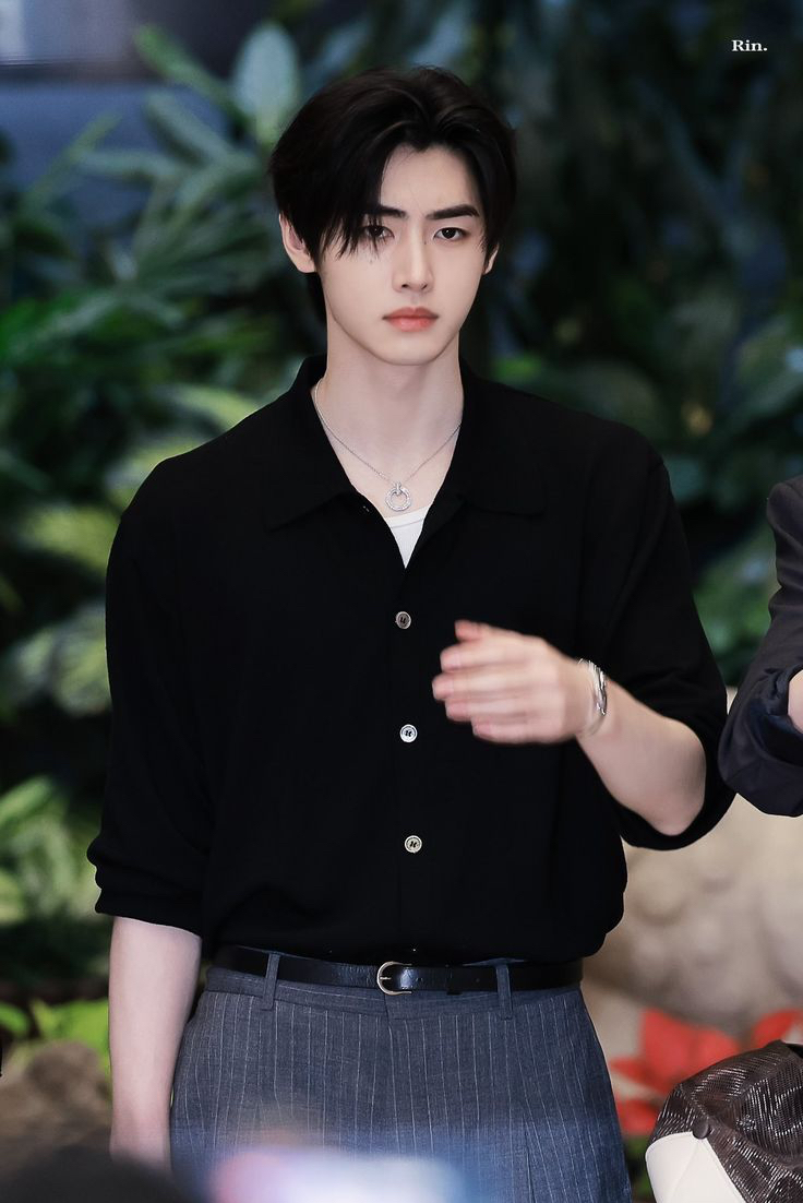 ソンフン (ENHYPEN)の最新写真