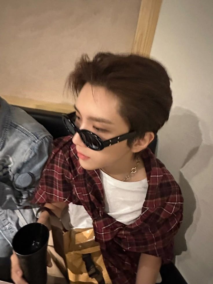 Behind-the-scenes cut of Woonhak (BOYNEXTDOOR)
