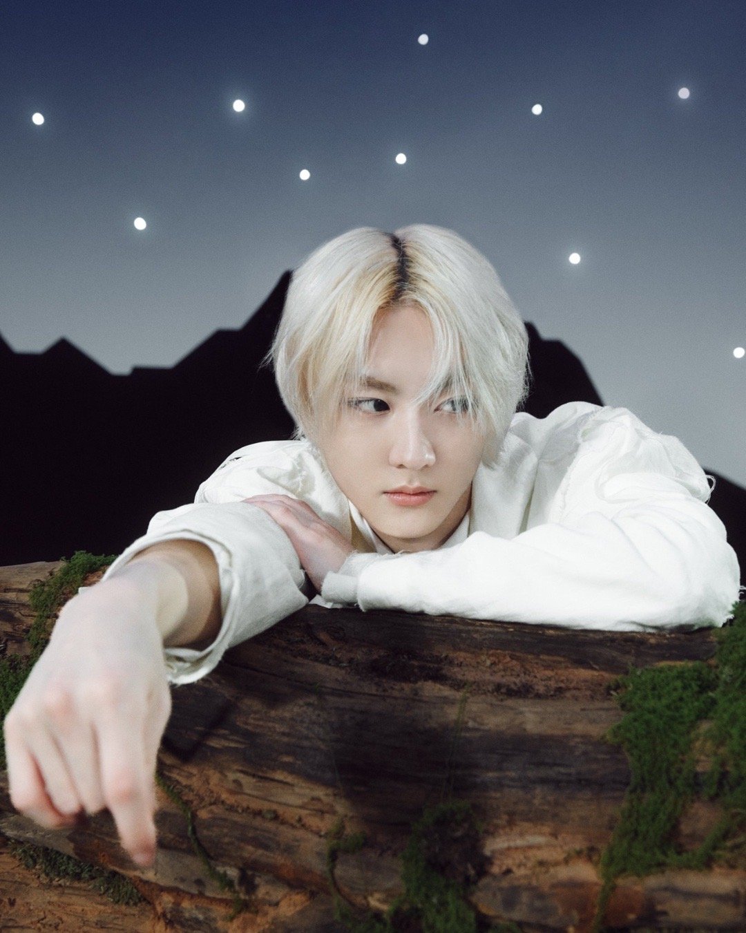 Recent activity shot of Jungwon (ENHYPEN)