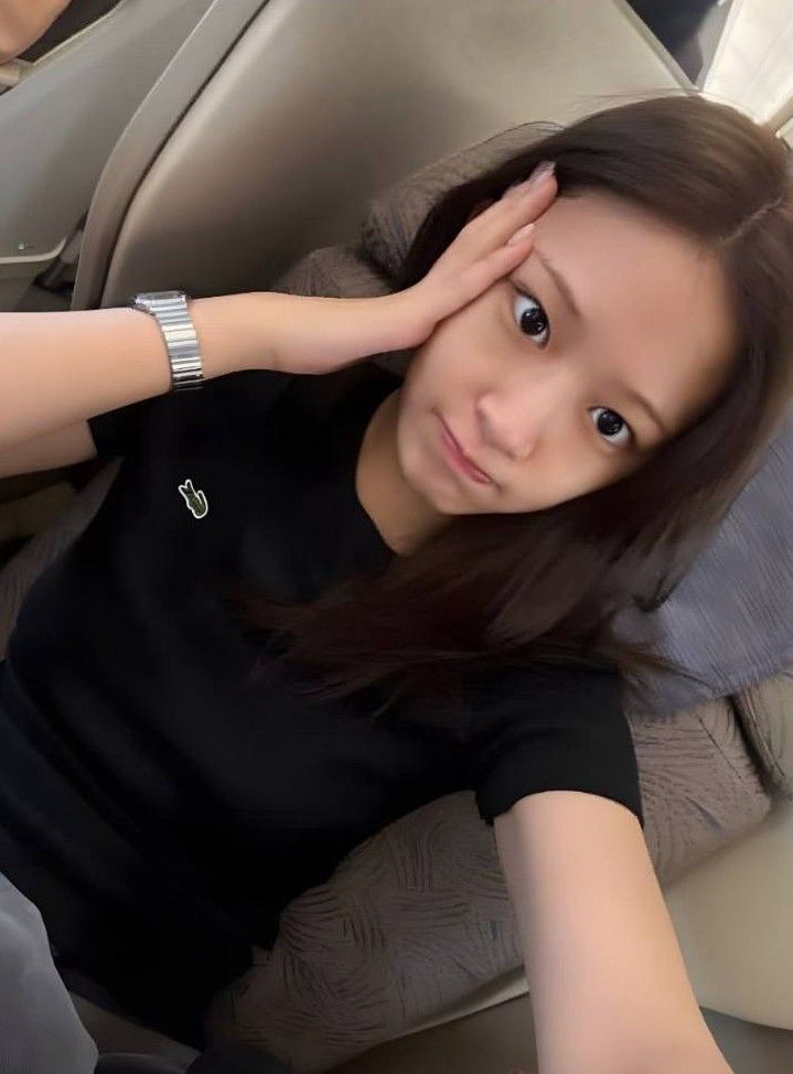Behind-the-scenes cut of An Yujin (IVE)