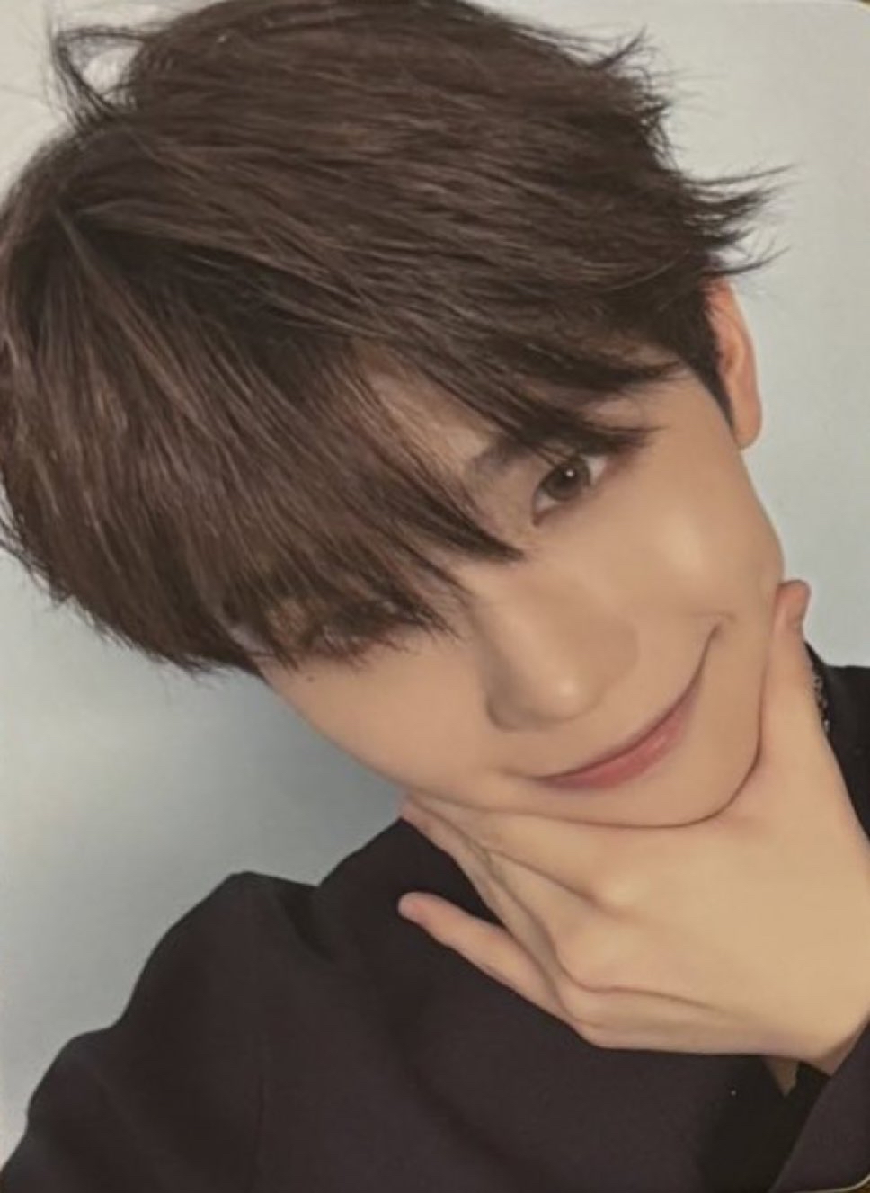 Latest photo of Kim Taerae (ZEROBASEONE)