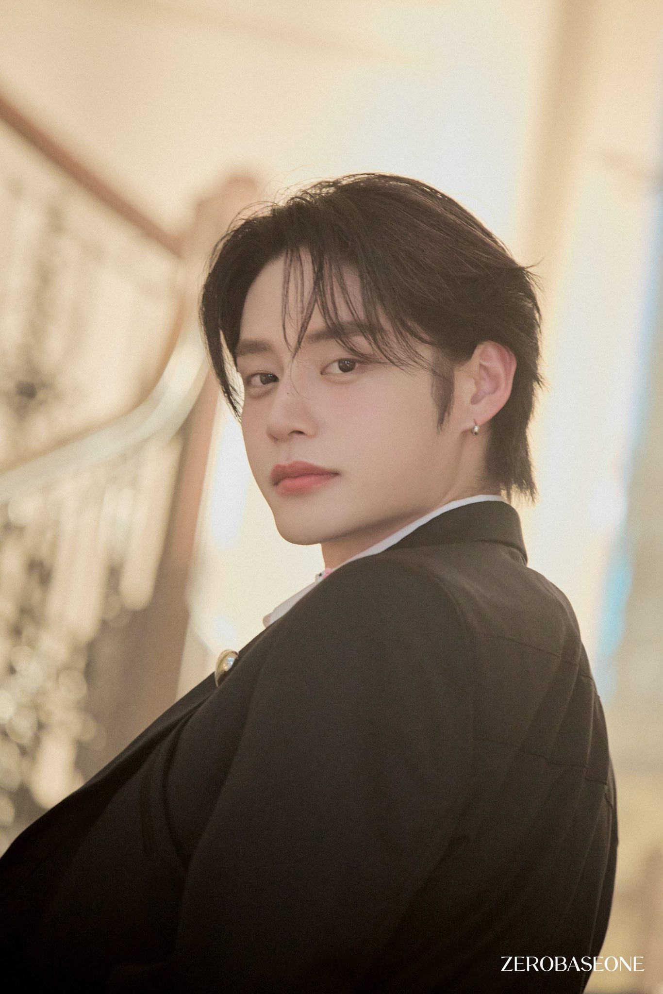 Recent activity shot of Kim Jiwoong (ZEROBASEONE)