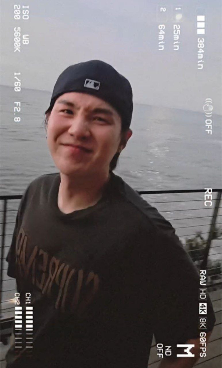 Fandom-recommended wallpaper image of SUGA (BTS)