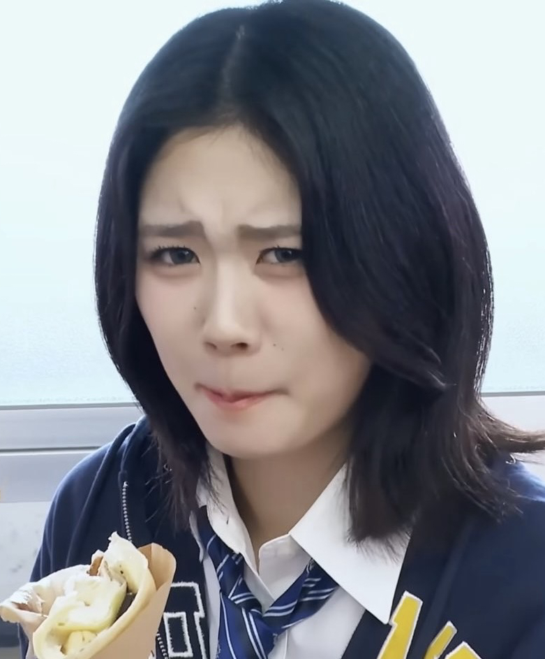 사사키 코코나 (ME:I) 최근 활동샷