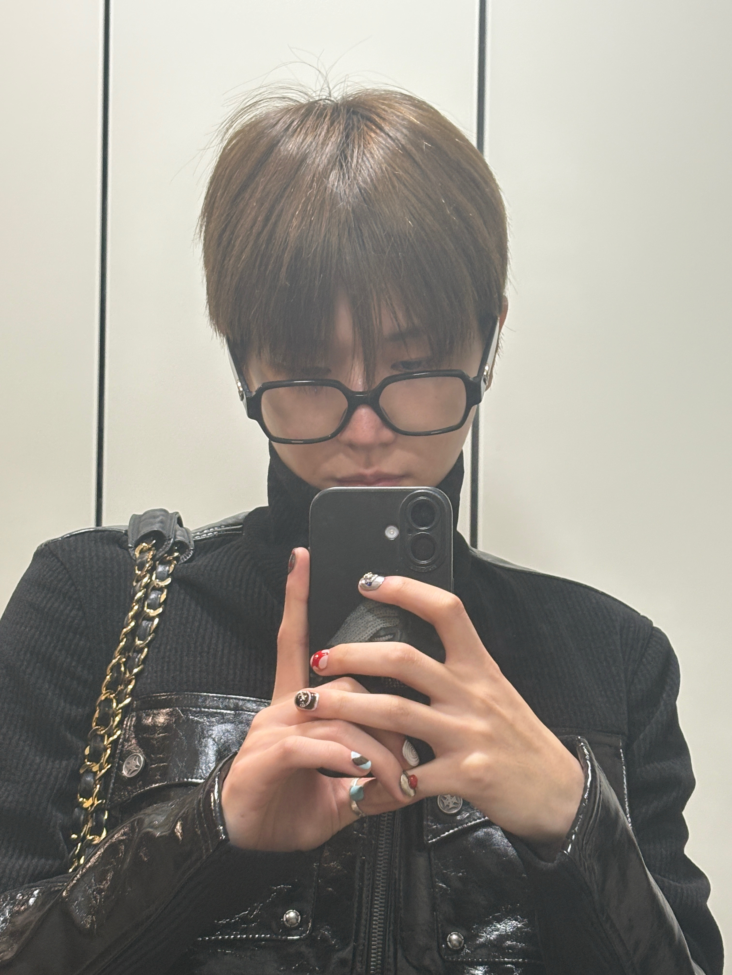 Behind-the-scenes cut of Riwoo (BOYNEXTDOOR)