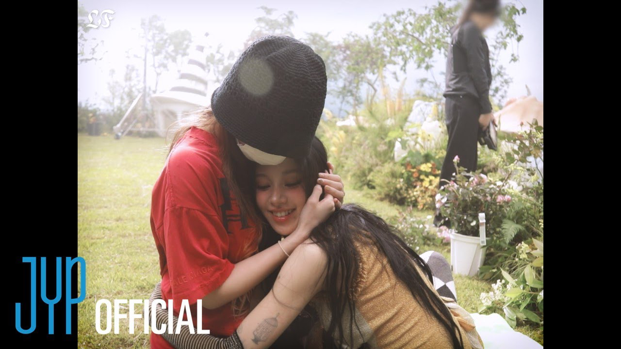 チェヨン (TWICE)の舞台裏ショット