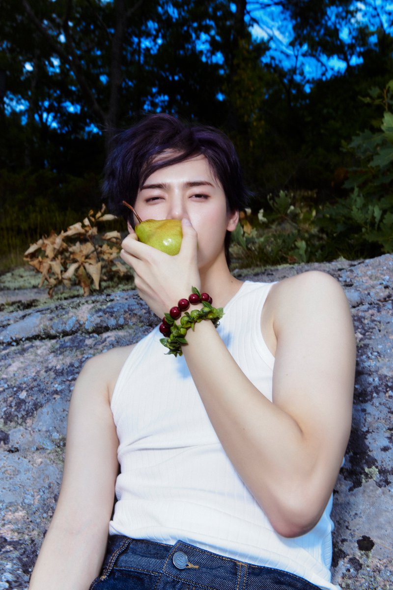 Latest photo of CRAVITY