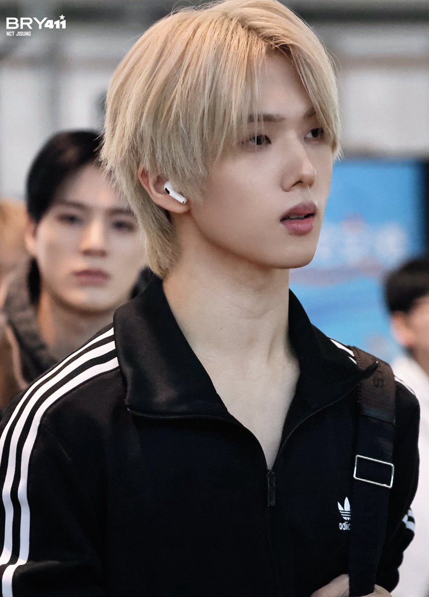 Behind-the-scenes cut of Jisung (NCT DREAM)