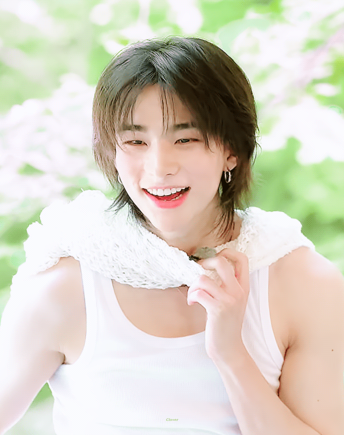 Behind-the-scenes cut of Hyunjin (Stray Kids)