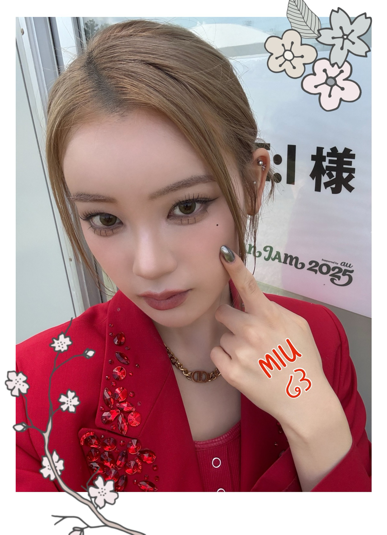 Recent activity shot of Sakurai Miu (ME:I)