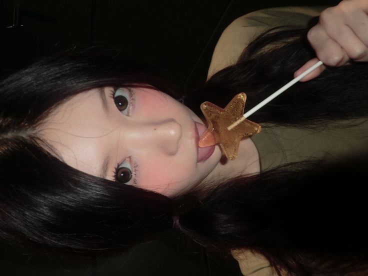 Recent activity shot of Moka (ILLIT)