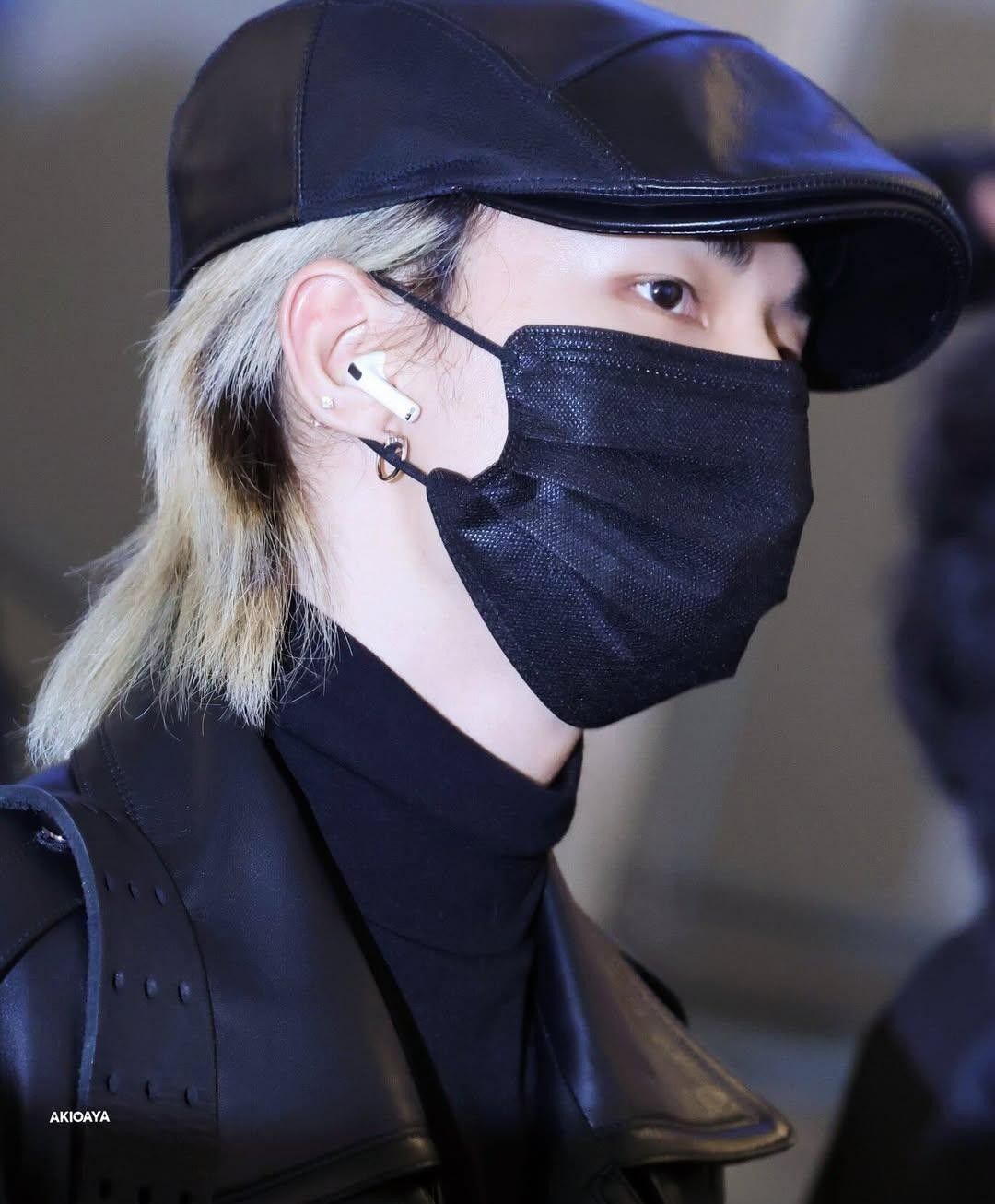 Behind-the-scenes cut of Hyunjin (Stray Kids)