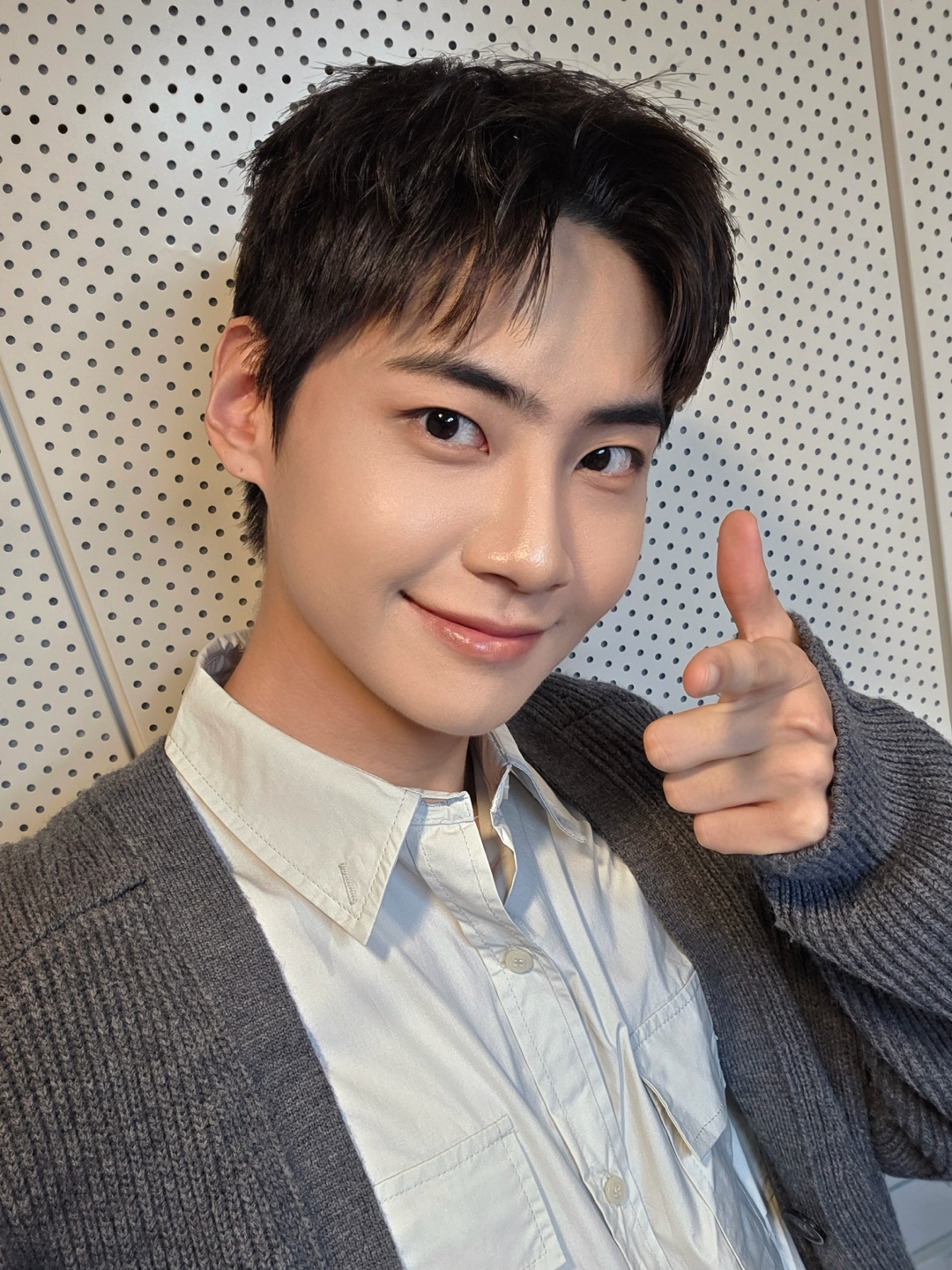 Recent activity shot of Lee Jinhyuk