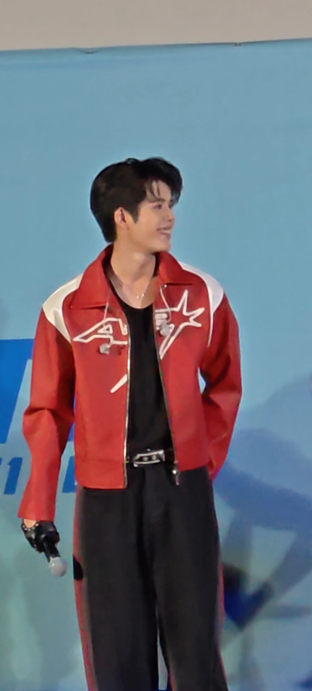 Fandom-recommended wallpaper image of DORN (NexT1DE)