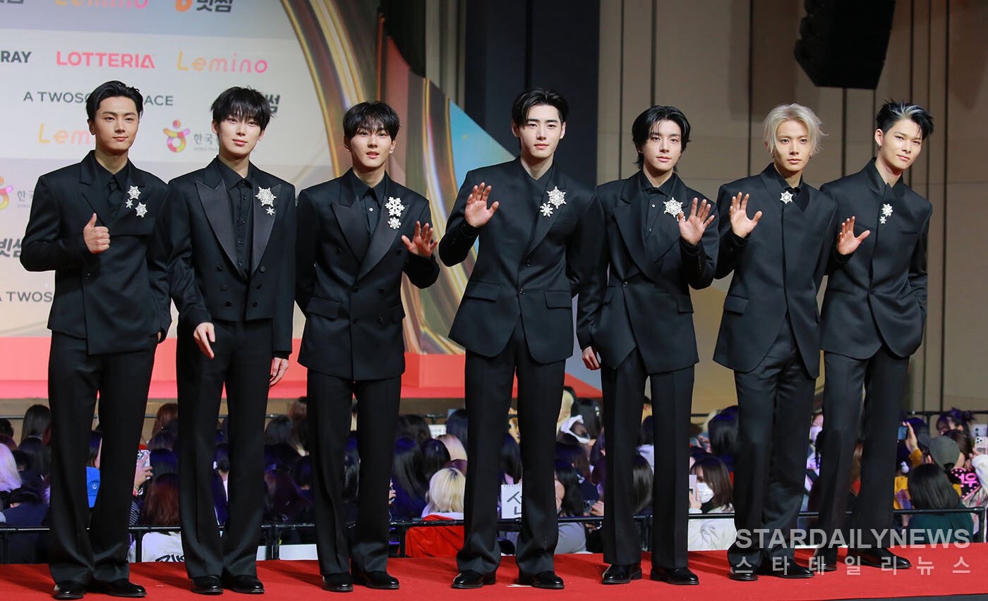 Latest photo of Jake (ENHYPEN)