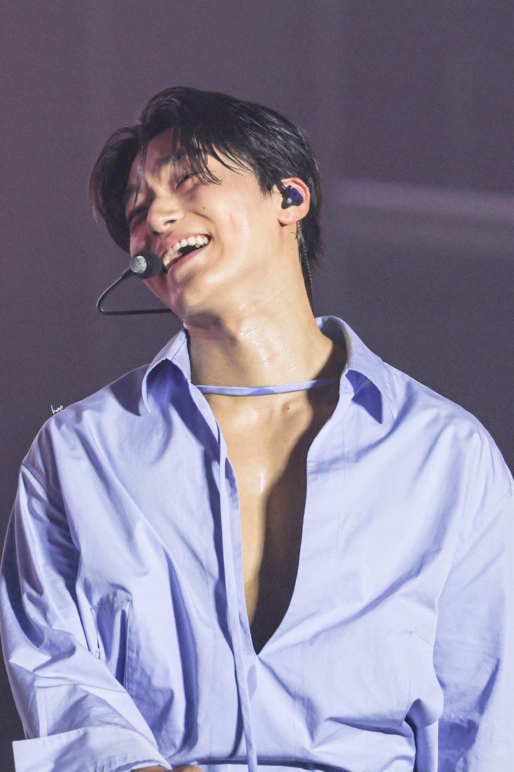 Foto aktivitas terbaru San (ATEEZ)