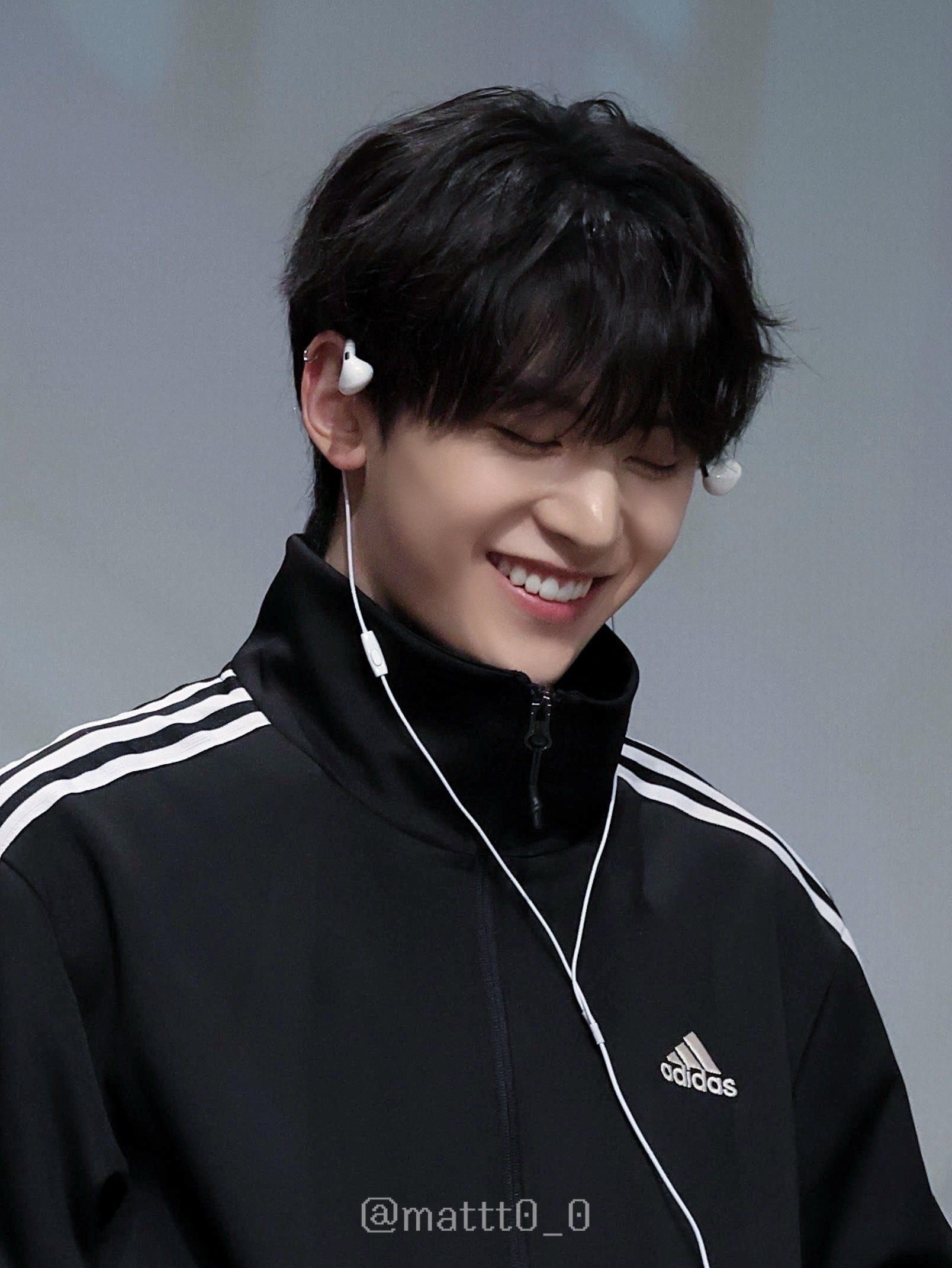 石马修 (ZEROBASEONE)的幕后花絮