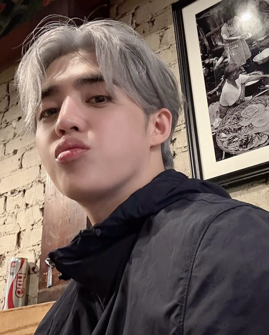 A moment captured by S.Coups (SEVENTEEN)'s fan