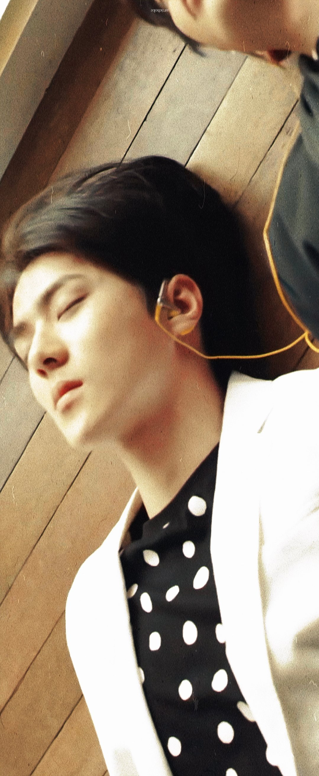 Fandom-recommended wallpaper image of Sehun (EXO)