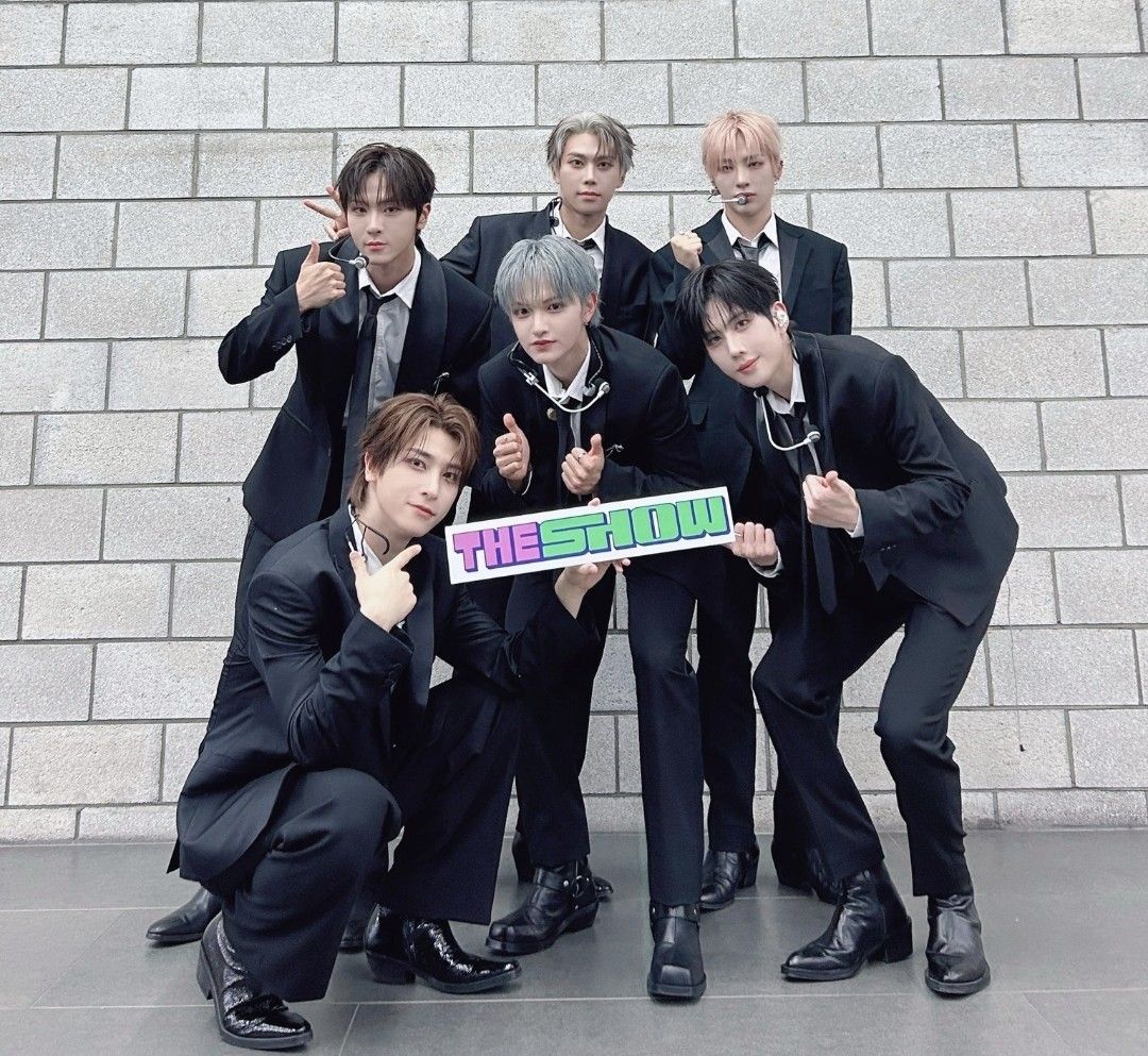 A moment captured by BAE173's fan