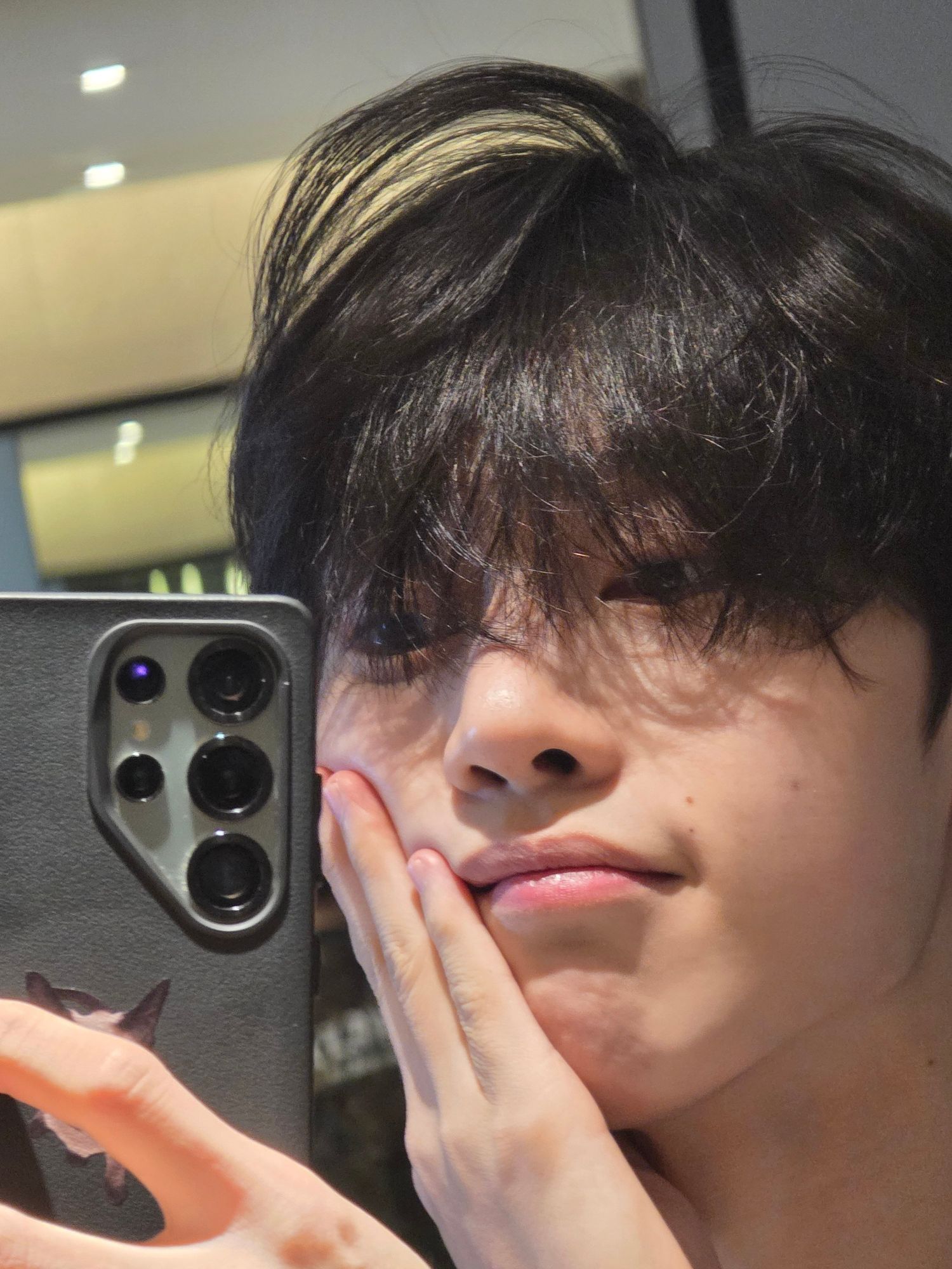 Behind-the-scenes cut of Seok Matthew (ZEROBASEONE)