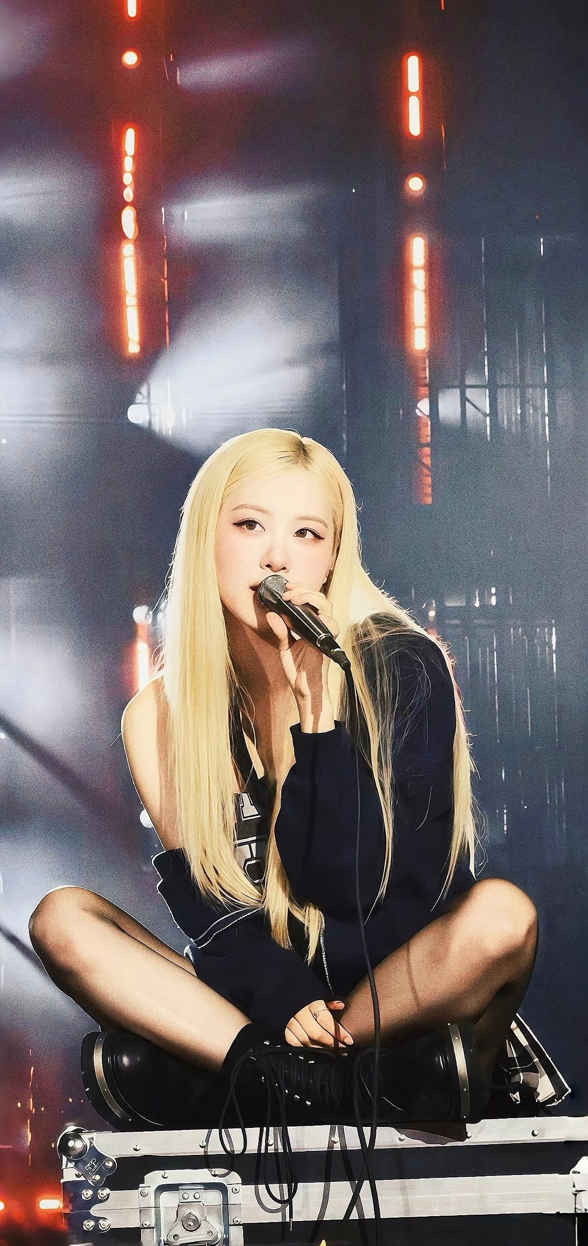 Fan-made special wallpaper for ROSÉ (BLACKPINK)