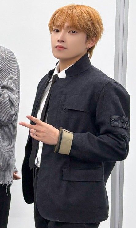 Recent activity shot of Hongjoong (ATEEZ)