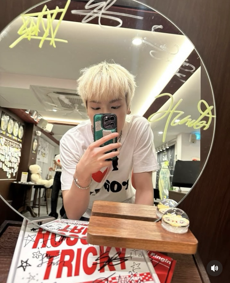 Behind-the-scenes cut of Yechan (Xikers)