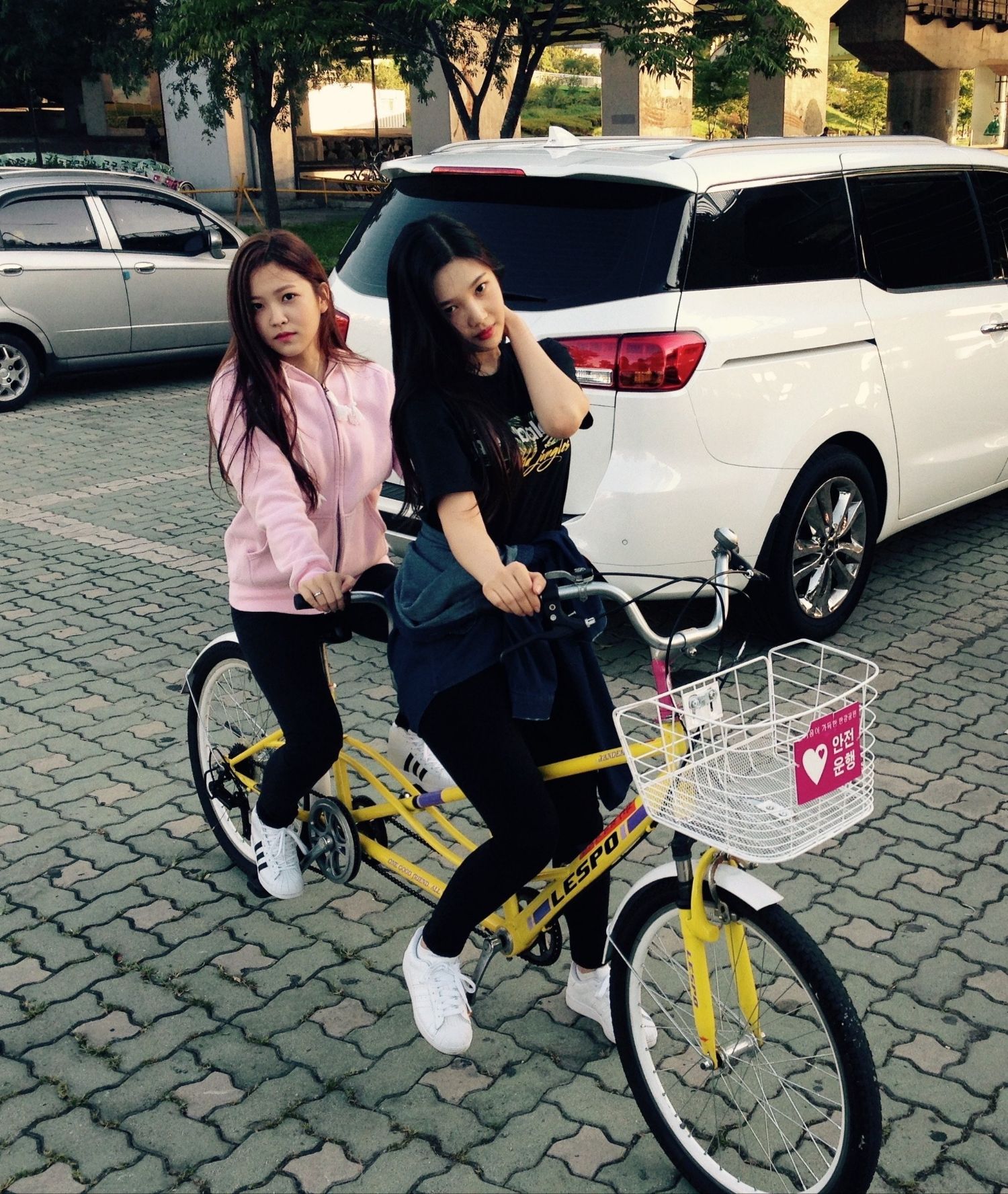 Behind-the-scenes cut of Yeri (Red Velvet)
