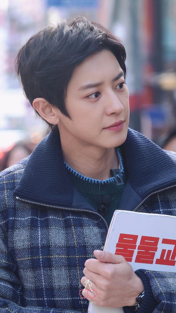 The most beloved wallpaper among EXO's fans