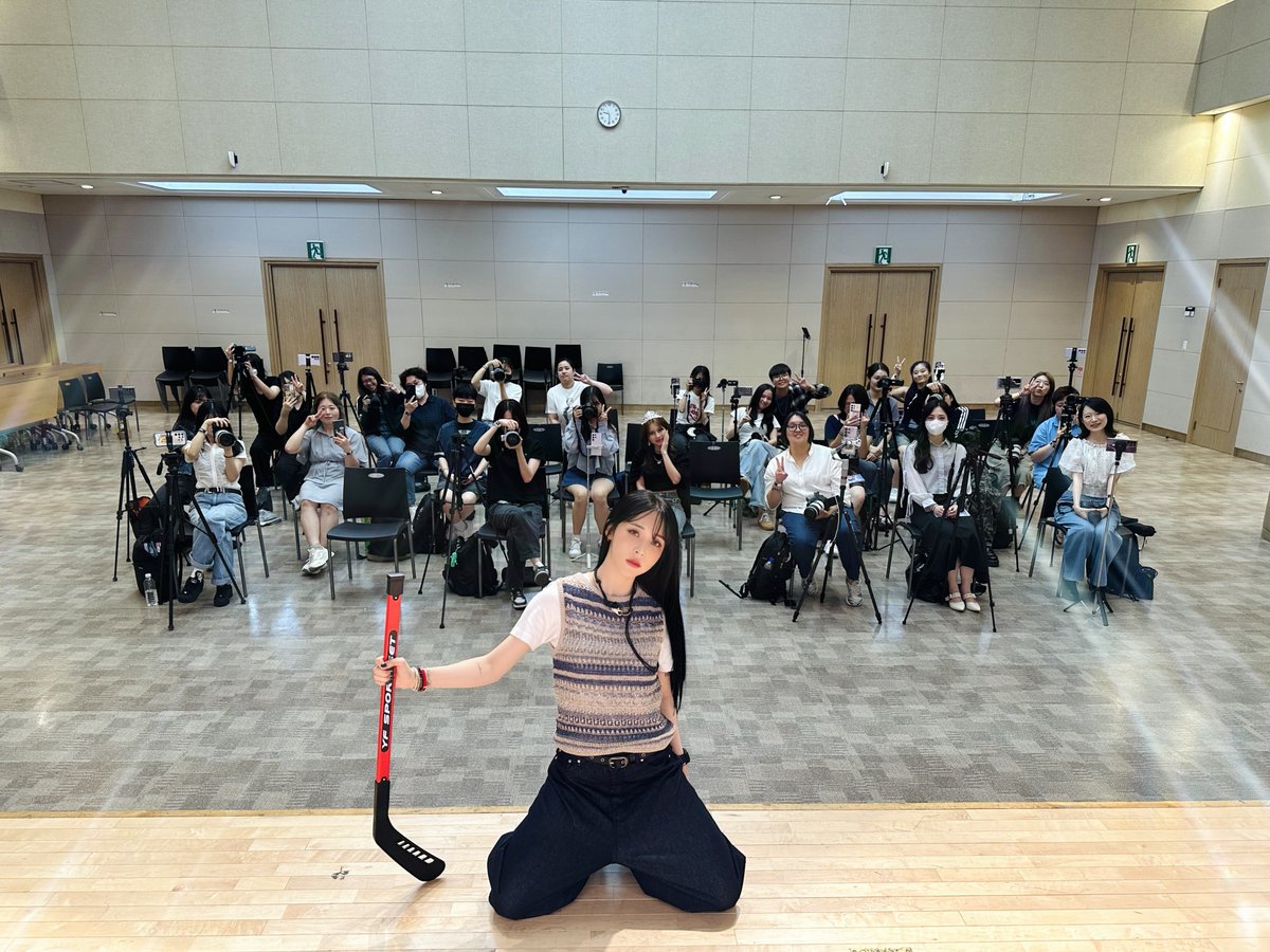 Behind-the-scenes cut of MAMAMOO