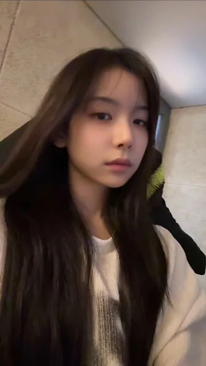 Latest photo of SECRET NUMBER