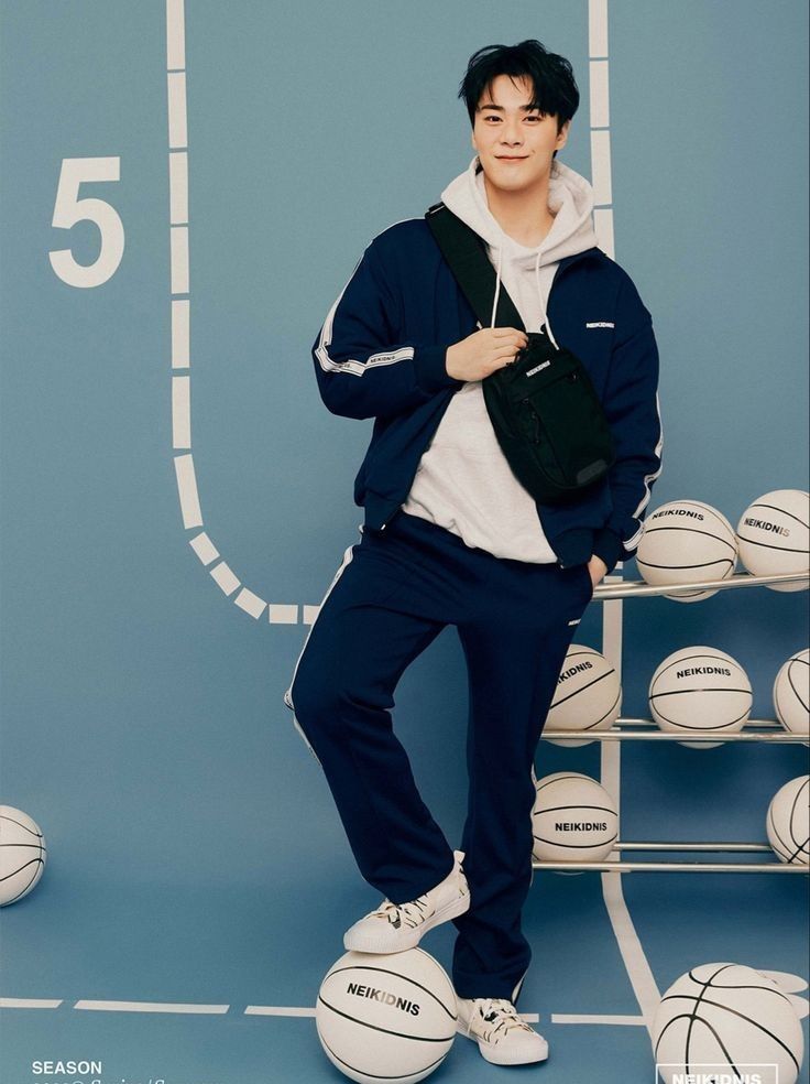 A moment captured by Moonbin (ASTRO)'s fan